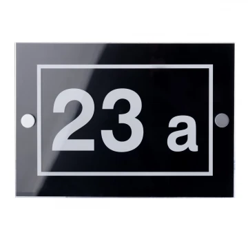 Tabliczka z numerem domu - plexi i czarny dibond - wym. 297x210mm (A4) - SPD044